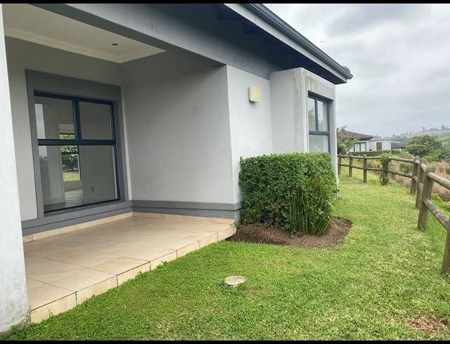 2 BEDROOM TOWNHOUSE TO LET IN PALM LAKES ESTATE